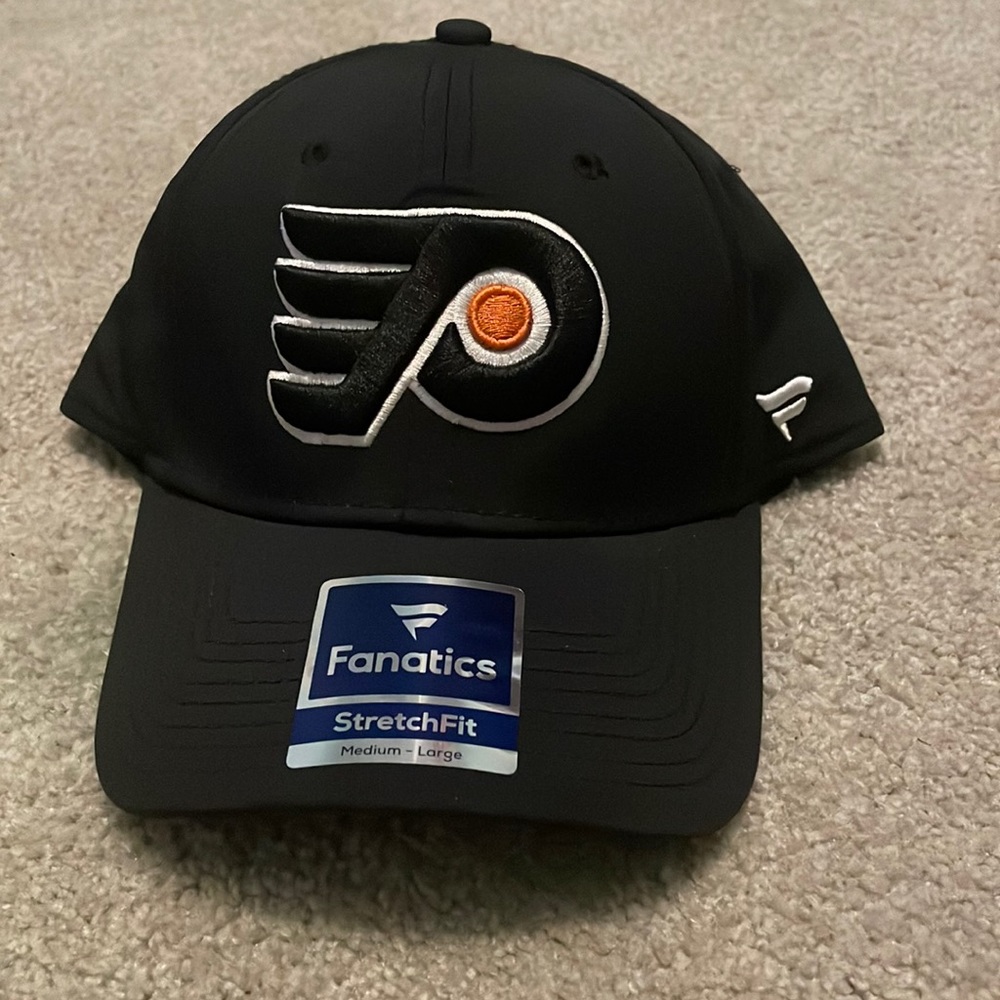 Flyers hat